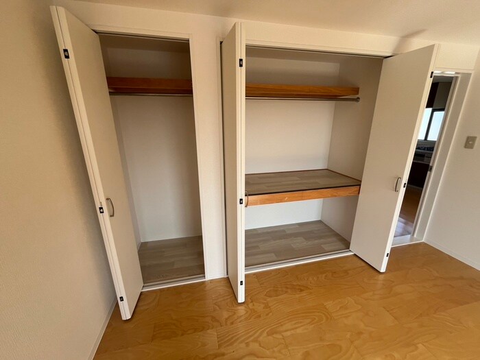 物件内観写真11　(収納)