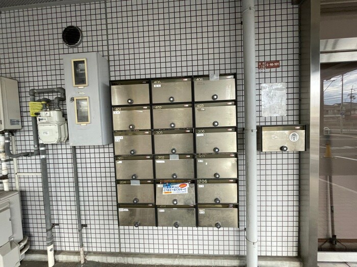 物件外観写真4　(建物設備)