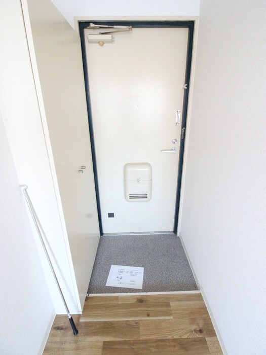 物件内観写真18　(廊下)