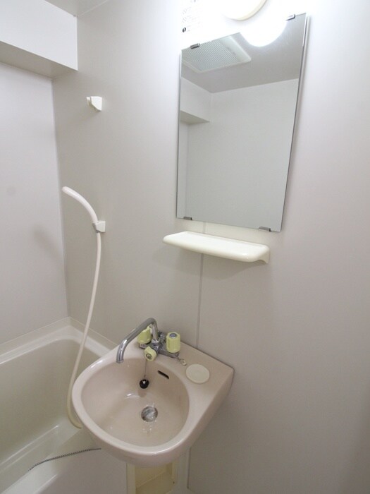 物件内観写真9　(洗面)