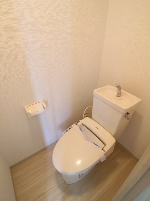 カ－サミクニのトイレ