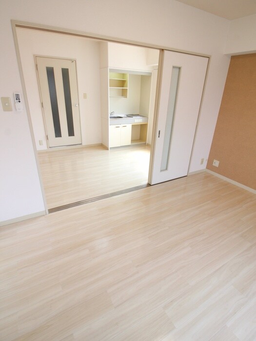 物件内観写真12　(居室)