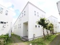 メ－プルコ－ト中野４号室