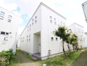 メ－プルコ－ト中野４号室外観写真