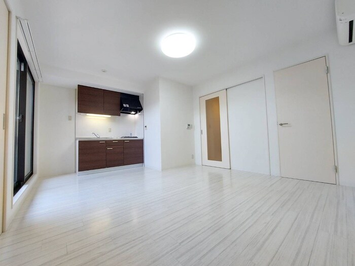 物件内観写真6　(居室)