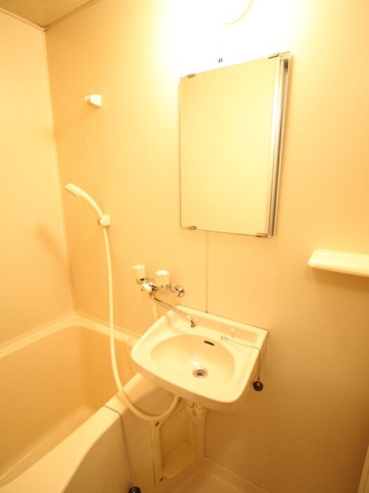 物件内観写真6　(洗面)