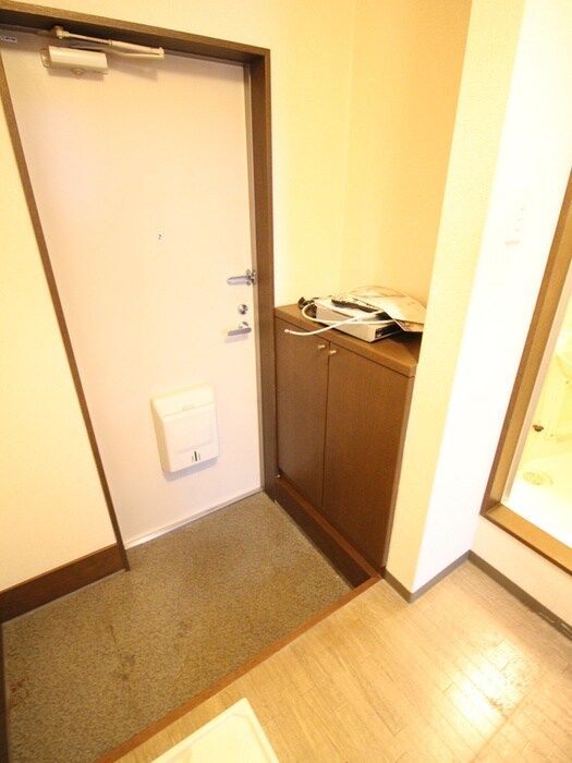 物件内観写真13　(靴箱)