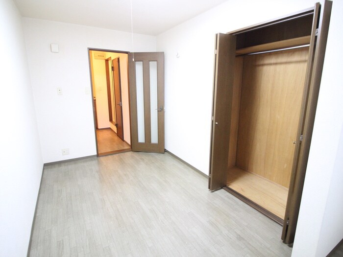 物件内観写真16　(居室)