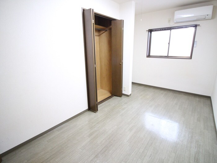 物件内観写真19　(居室)