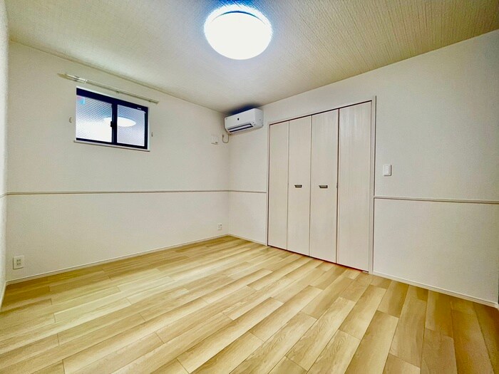 物件内観写真5　(居室)