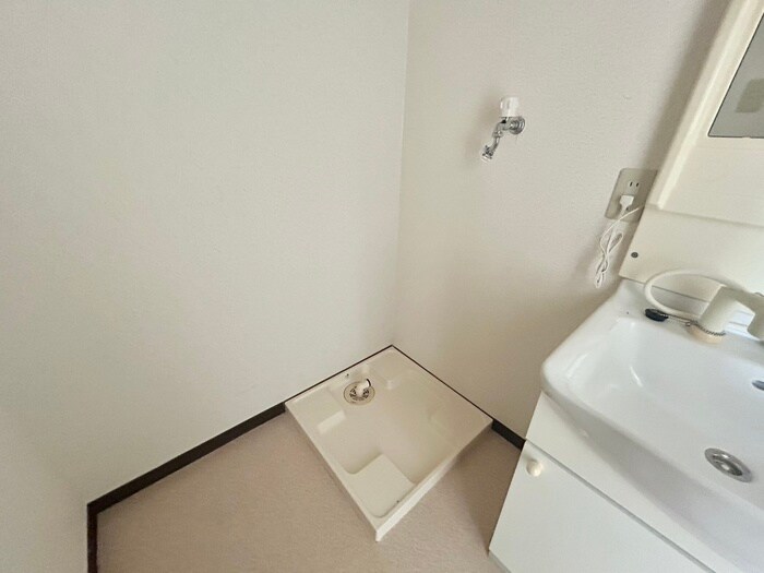 物件内観写真21　(洗濯機置場)