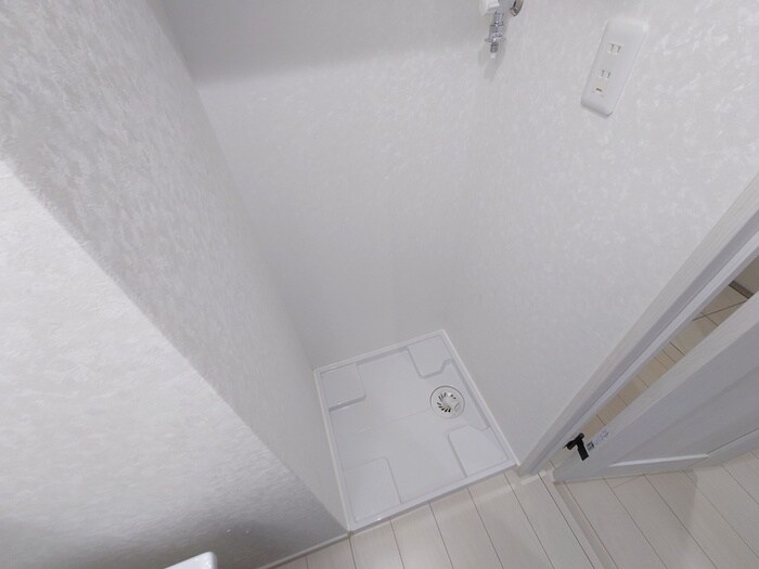 物件内観写真20　(洗濯機置場)