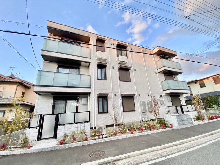 物件外観写真1　(外観写真)