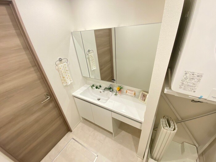 物件内観写真14　(洗面)