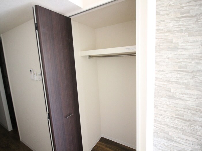 物件内観写真11　(収納)