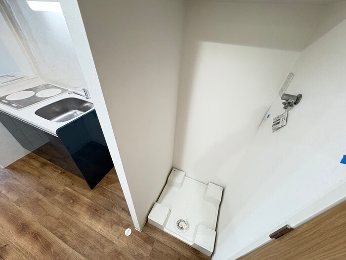 物件内観写真11　(洗濯機置場)