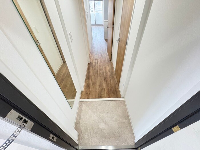 物件内観写真20　(玄関)