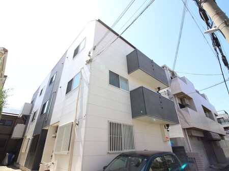 ＯＺ－ＥＡＳＴ外観写真