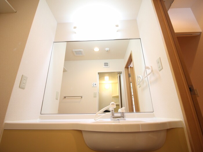 物件内観写真14　(洗面)