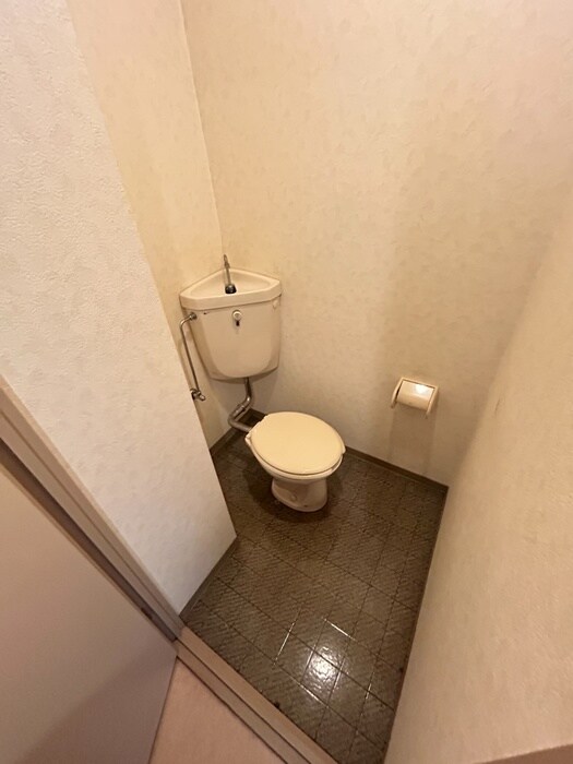 物件内観写真17　(トイレ)