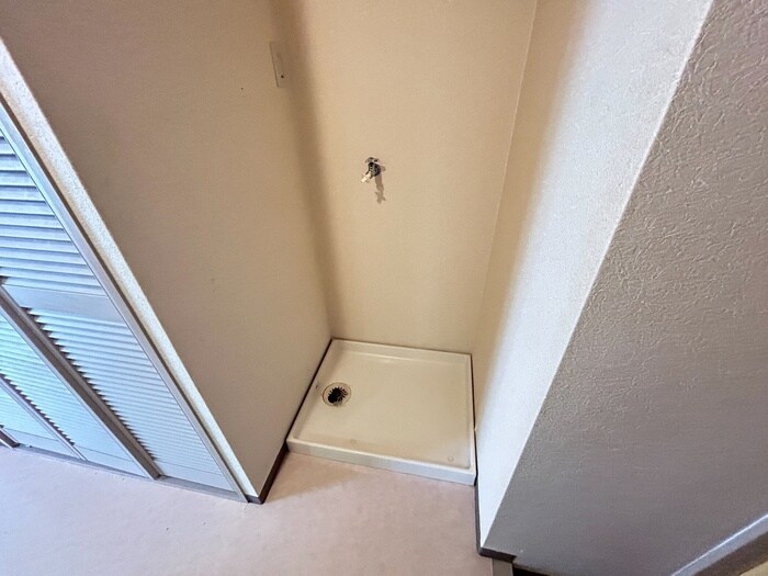 物件内観写真19　(洗濯機置場)