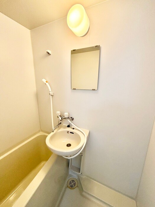 物件内観写真12　(洗面)