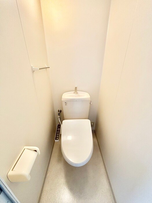 物件内観写真14　(トイレ)