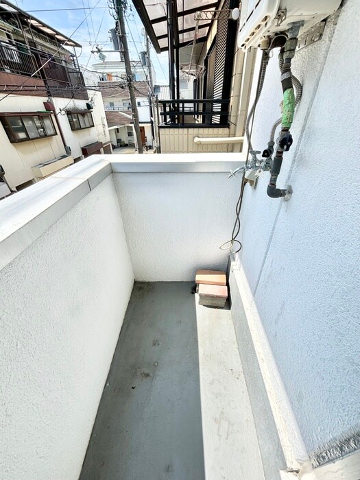 物件内観写真16　(洗濯機置場)