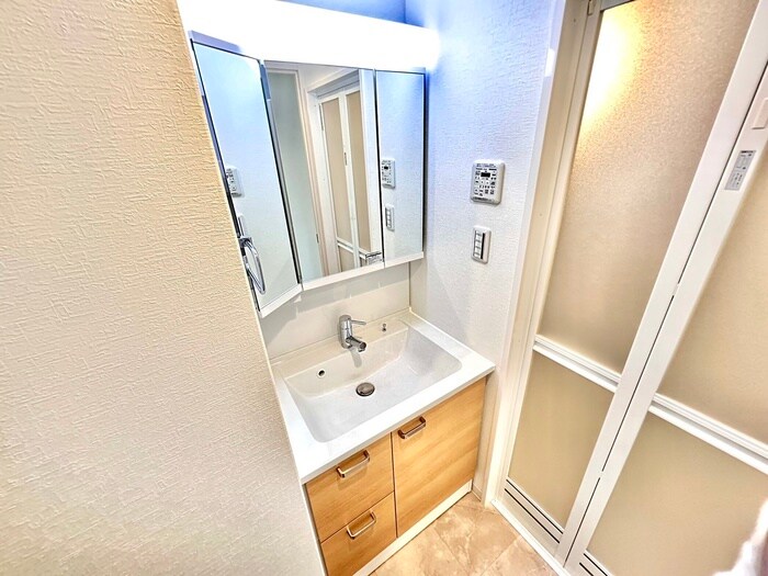 物件内観写真10　(洗面)