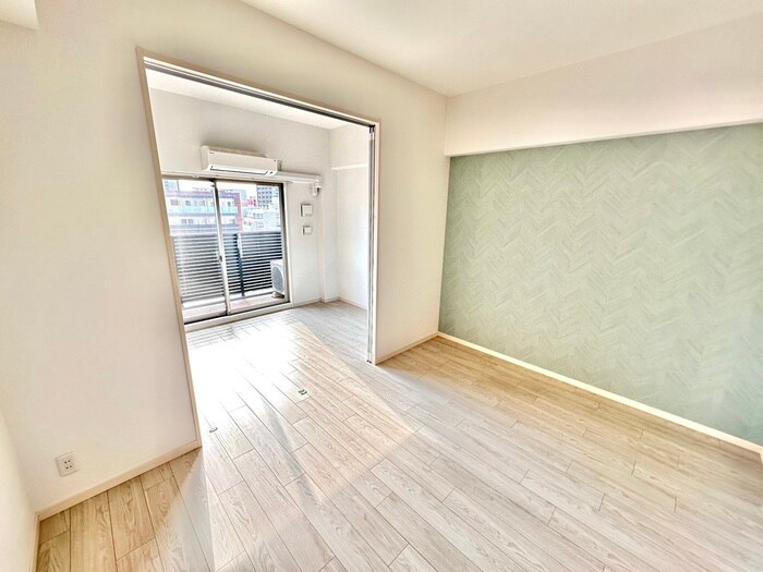 物件内観写真12　(居室)