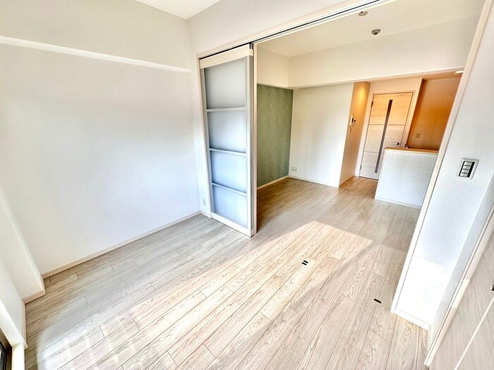 物件内観写真15　(居室)