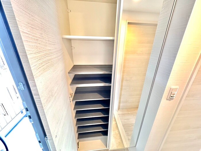 物件内観写真17　(靴箱)