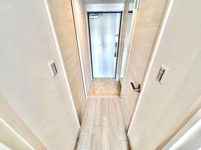 物件内観写真17　(廊下)