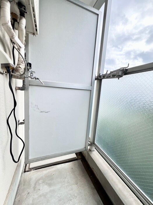 物件内観写真20　(洗濯機置場)