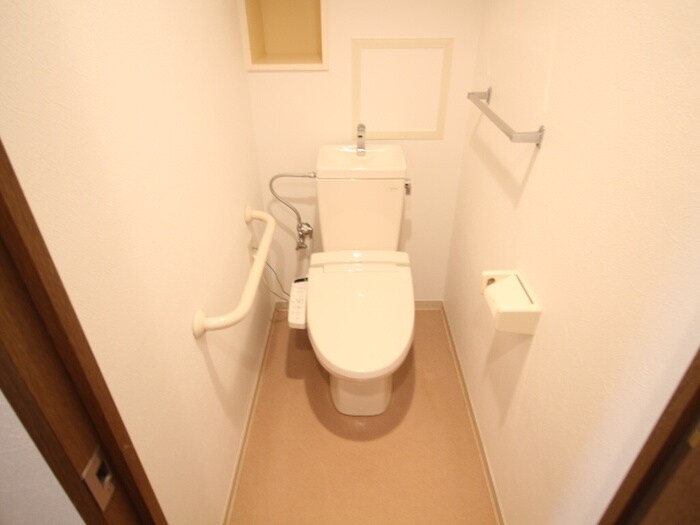 物件内観写真11　(トイレ)