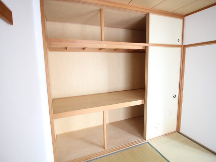 物件内観写真15　(収納)