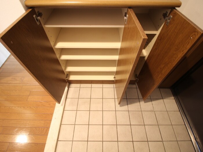 物件内観写真19　(靴箱)