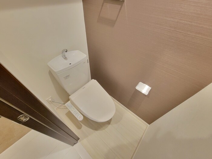 物件内観写真12　(トイレ)