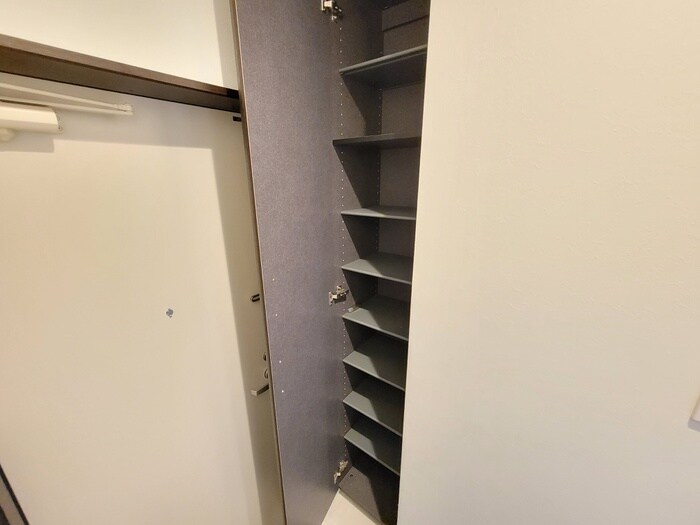 物件内観写真17　(靴箱)