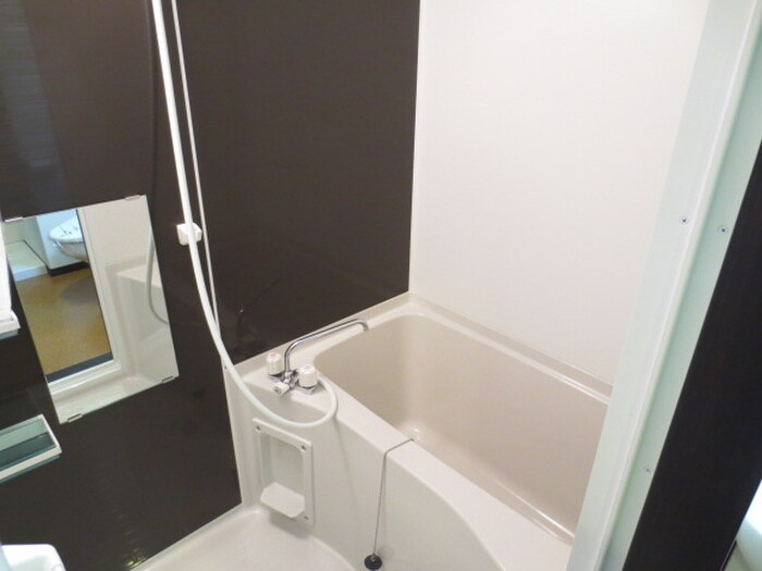 物件内観写真13　(バス／シャワールーム等)