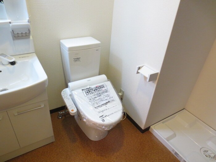 物件内観写真14　(トイレ)