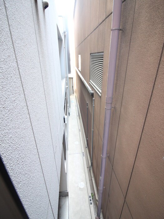 物件内観写真22　(室内からの展望)