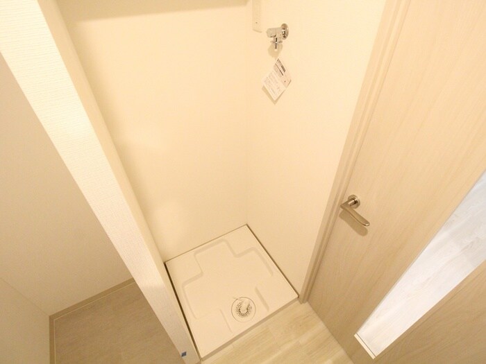物件内観写真11　(洗濯機置場)