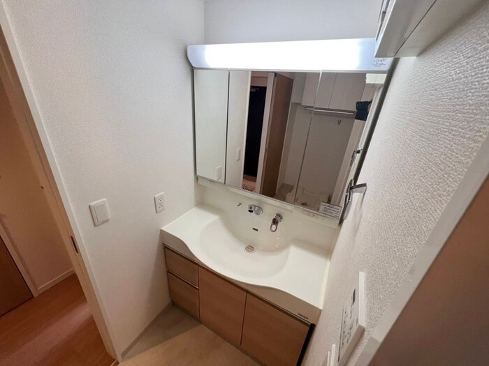 物件内観写真11　(洗面)