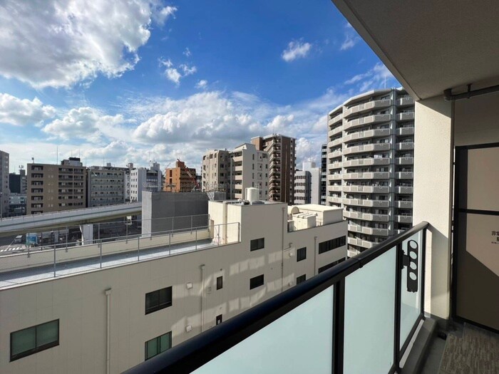 物件内観写真14　(室内からの展望)