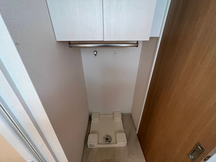 物件内観写真17　(洗濯機置場)