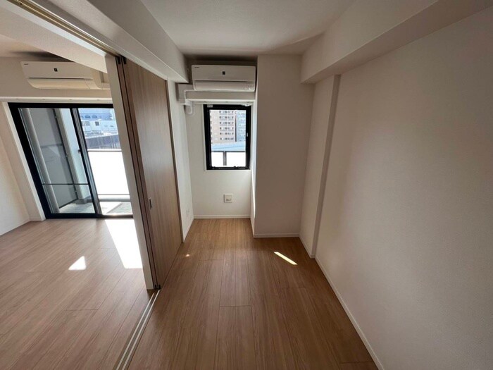 物件内観写真21　(居室)