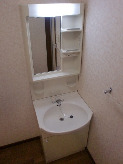 物件内観写真8　(洗面)