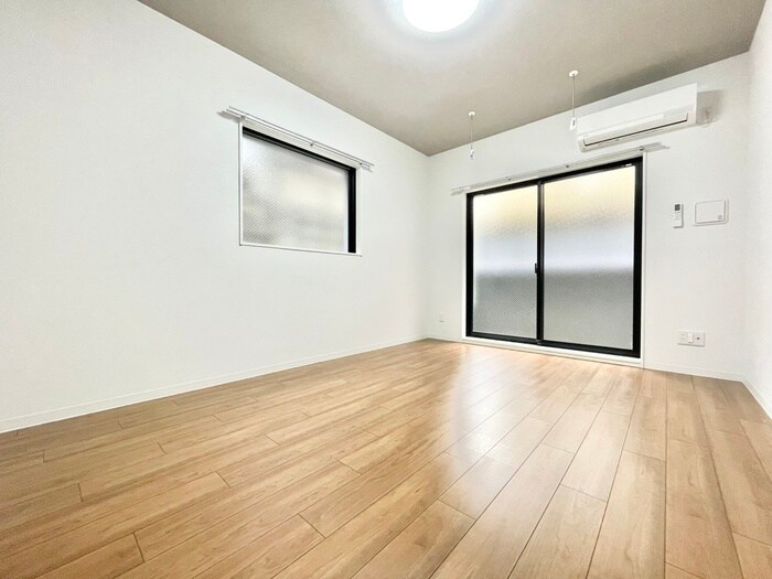 物件内観写真10　(居室)