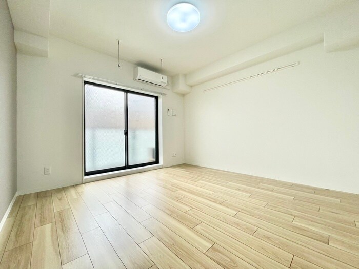 物件内観写真10　(居室)